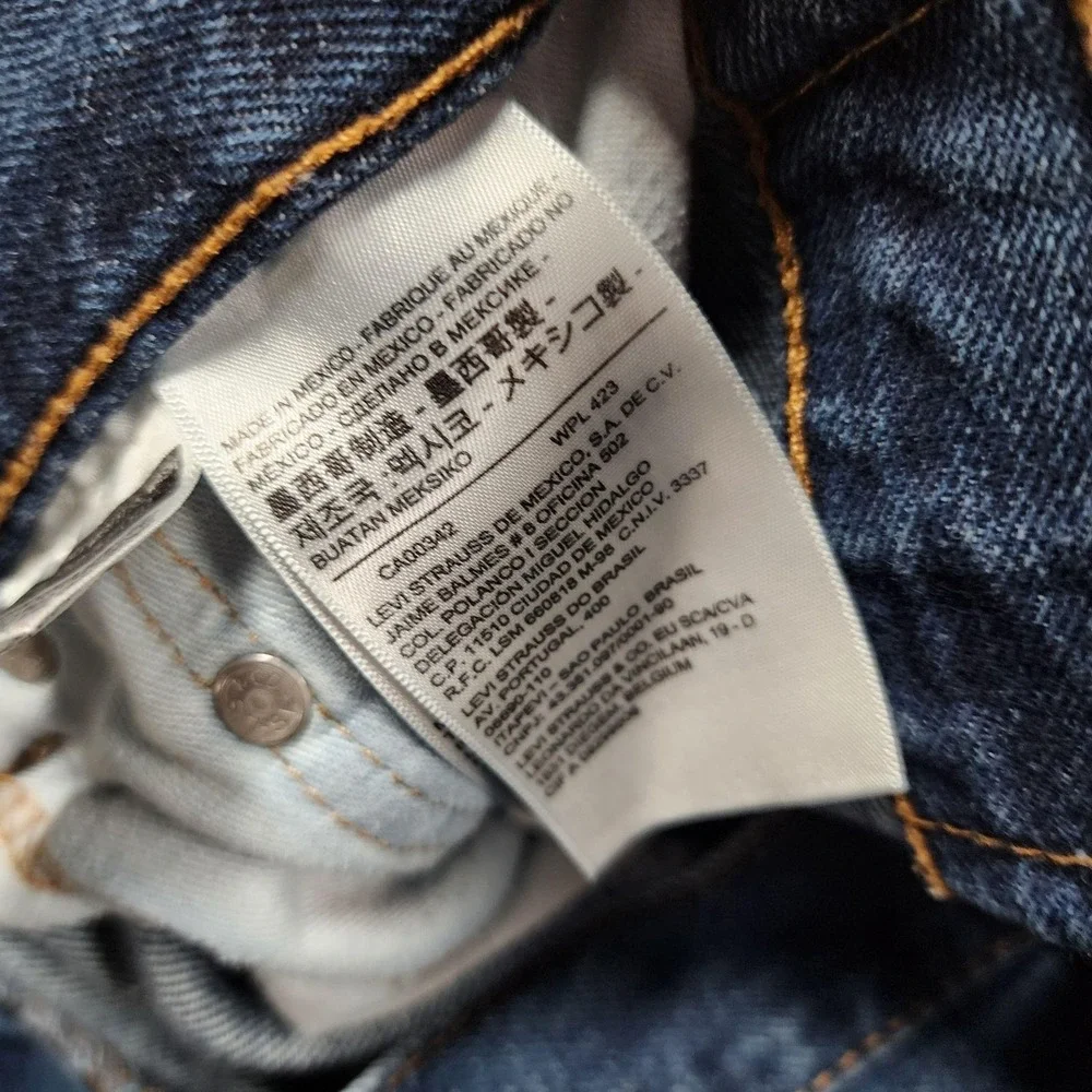 Levis levis 517